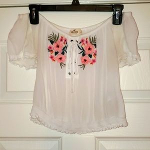 Cropped white floral blouse
